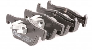 Колодки тормозные BMW 1 (F20,F21),3 (F30,F31,F34,F80),4 (F32,F33,F36,F82,F83) за P06071 BREMBO