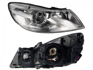 Фара SKODA OCTAVIA III 10- с электрокорректором ST-665-1118R ST6651118R ST6651118R SAT