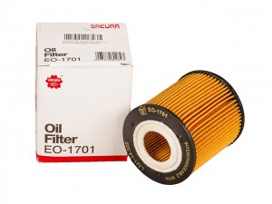 Фильтр масляный FORD Mondeo 3 (00-),4 (07-) (2.3) MAZDA 6 (02-) SAKURA EO1701 SAKURA