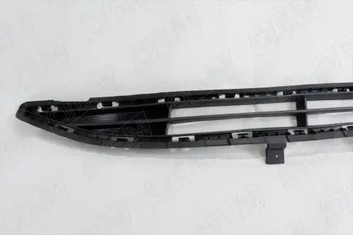 Решетка в бампер нижняя Hyundai Solaris 2 2017-2020 OEM3664 OEMPARTS