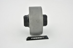 Сайлентблок опоры дифференциала TOYOTA ESTIMA, GAIA, IPSUM, ISIS, NADIA TMB-SXM1 TMB-SXM15 FEBEST