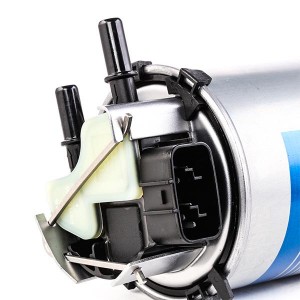 Фильтр топливный дизельный NISSAN QASHQAI II 5/14-, X-TRAIL T32 1.5/1.6DCI 5/14- 24.095.01 UFI