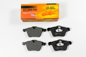 Колодки тормозные FORD Galaxy (08-) VOLVO S60 (10-),S80 (06-11),V70 (07-) передн JBP0608 JUST DRIVE