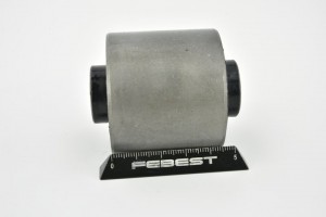 Сайлентблок задн прод рычага TOYOTA LAND CRUISER 100 HDJ101/UZJ100 1998-2007 TAB TAB-132 FEBEST