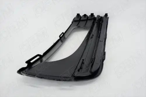 ОКАНТОВКА ПРОТИВОТУМАННОЙ ФАРЫ ЛЕВАЯ VOLKSWAGEN OEM1437L OEMPARTS