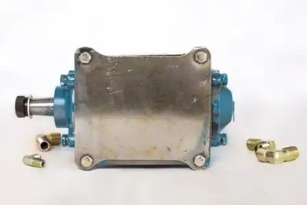 компрессор! в сборе со шкивом, 270 л/мин, плоская голова\ МАЗ 5336-3509012-10 AVTOMAGNAT