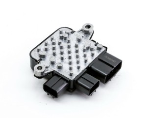 Блок управления MITSUBISHI Lancer 9,Outlander (03-06) вентилятором DOMINANT MT13055A124 DOMINANT