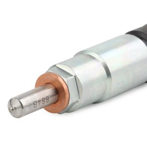 Форсунка топливная (DCRI105800) 095000-5801 DCRI105800 DENSO