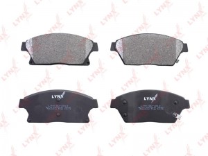 Колодки тормозные дисковые передние BD-1813 LYNXAUTO