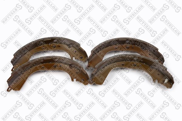 4172.00=425SBS=K2280-01 !колодки барабанные\ Toyota Land Cruiser all 88-93 183-100-SX STELLOX