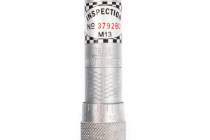 Ключ динамометрический 1/2" 42-210 Нм пласт.кейс /ДЕЛО ТЕХНИКИ/ 690221 DELO TEHNICI