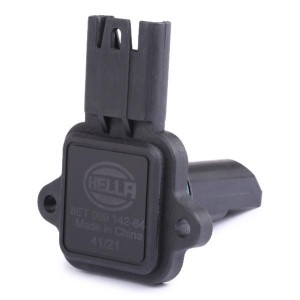 Расходомер воздуха 8ET009142-641 HELLA