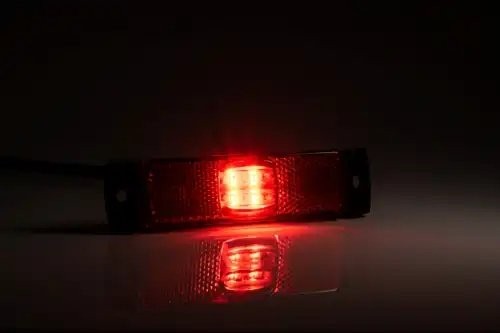 фонарь габаритный! красный прямоуг. LED 130x32 с проводом 0.5м\ FT017CLED FRISTOM