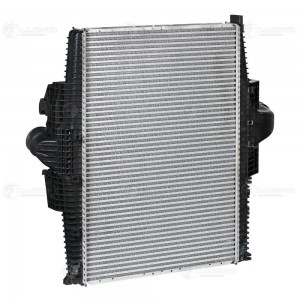 Охладитель наддувного воздуха (интеркулер) КАМАЗ-5490 "LUZAR" LRIC15703 LUZAR