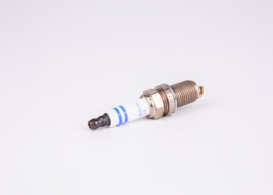 Свеча зажигания FR7KI BOSCH 0 242 236 571 BOSCH