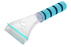 Скребок для льда 22х9см с водосгоном AT AT00091 AT