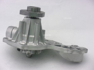 Насос водяной VW Golf (91-) (1.3/1.6/1.8),Passat (86-) (1.6/1.8) GMB GWVW-07A GMB