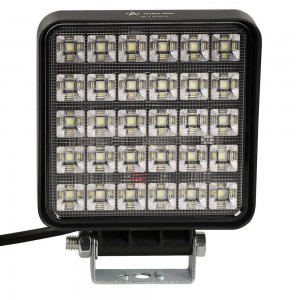 Фара светодиодная квадратная, 30 LED рассеянный свет, 30W (108х108х37) 12/24V PL ALED101 AIRLINE