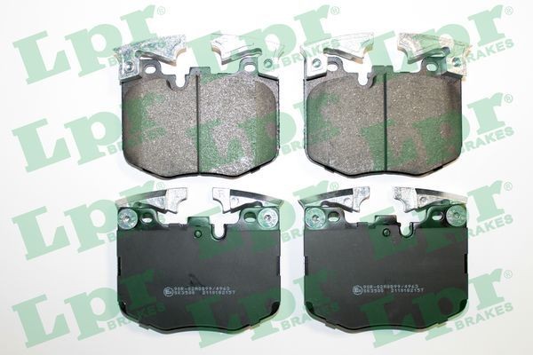 Колодки тормозные BMW 5 G30/F90/7 G11/G12/X3 G01/X5 G05 передние 05P2157 05P2157 LPR