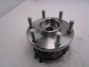 Ступица переднего колеса с подшипником NISSAN PATHFINDER (R51), NISSAN NAVARA (D 107128 DEQST