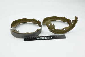 Колодки барабанные NISSAN QASHQAI J10E 2006-2013 0202-T31R 0202-T31R FEBEST