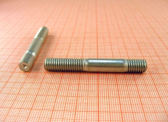 Шпилька карбюратора для а/м ВАЗ 2101 (нижняя) М8х45  10шт 000010035175118 BELZAN