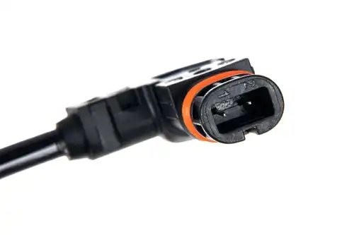 датчик ABS! передний\ MB W203/S203/CL203/C209/A209 1.8-5.5i/2.0-3.2CDi 00> Z03315 ZENTPARTS