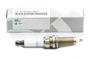 Свеча зажигания BMW 1,3,5,7,X5,X6 (N55) OE 12 12 0 037 582 BMW