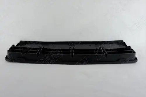 Решетка в бампер нижняя Ford Focus 3 2011-2015, черная глянцевая OEM3682 OEMPARTS