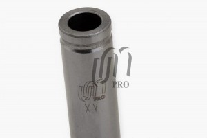 Втулка направляющая впускного клапана Nissan CD17 7x11.04x45.0 (13212-D0110) UM 30VGN427 UNITED MOTORS PRO