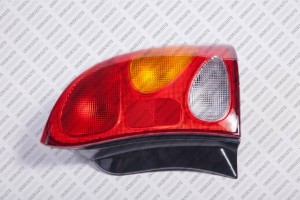 Фонарь правый U0523026R U0523026R UKORAUTO