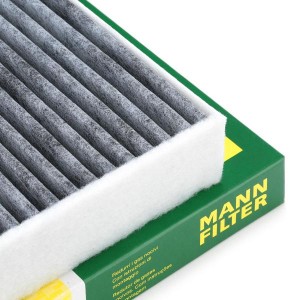 VOLVO S80 (2006>)/ V70 (2007>)/ XC60 (2008>) УГОЛЬНЫЙ CUK2733 MANN FILTER