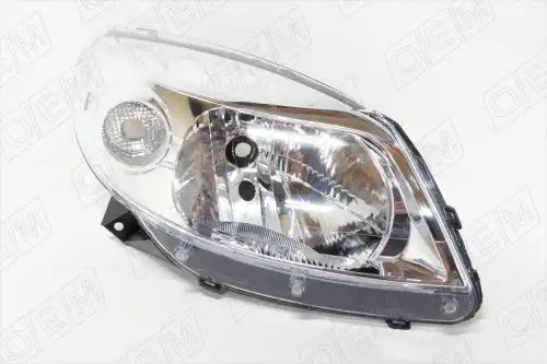 Фара правая Renault Sandero 1 (2009-2014) светлая OEM0069FR OEMPARTS