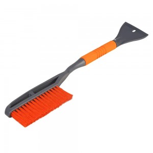 Щетка со скребком 64см серо-оранжевая AIRLINE AB-R-15 AIRLINE