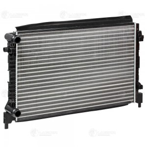Радиатор VW Golf (12-) AUDI A3 (12-) SKODA Octavia (12-) охлаждения двигателя LU LRC1851 LUZAR