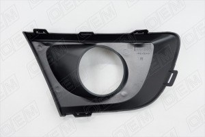 Окантовка противотуманной фары правая Renault Duster 1 2015-2020 OEM1331R OEMPARTS