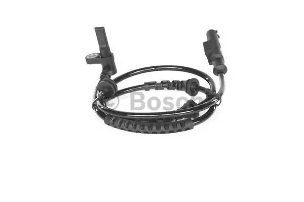 FIAT GRANDE PUNTO (05>)/ OPEL CORSA D (06>) 0 265 004 136 BOSCH