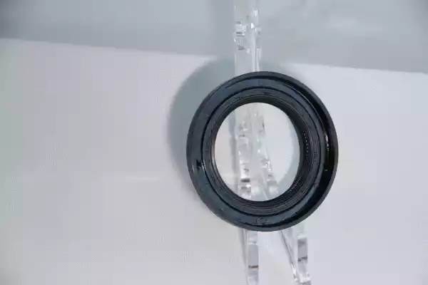 Сальник привода VW Golf (97-08) AUDI A3 (03-12) SKODA Octavia (04-) правого CORT 01033861B CORTECO