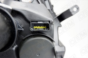 Фара левая Renault Duster 1 2011-2015, светлая OEM0164FL OEMPARTS