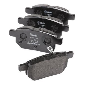 P83133 колодки дисковые задние!\ Toyota Prius 1.8i Hybrid 09> P83133 BREMBO