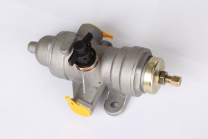 Регулятор давления воздуха КАМАЗ АВТОМАГНАТ 1003512010 AVTOMAGNAT