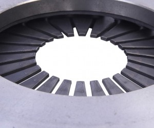 Корзина сцепления ЯМЗ-656 лепестковая (до 350 л.с.) MEGAPOWER 16013012 MEGA POWER