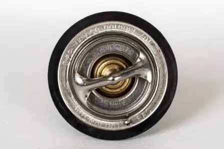 Термостат КАМАЗ ЕВРО-2 (82 гр) АВТОМАГНАТ 107130610005 AVTOMAGNAT