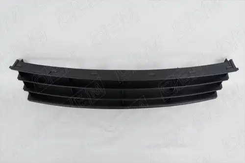 Решетка в бампер нижняя Skoda Octavia 2 A5 2008-2013 OEM3610 OEMPARTS
