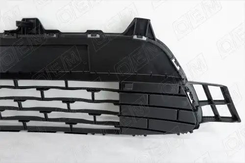 Решетка в бампер нижняя Kia Rio 4 FB седан, 2017-2020 OEM3672 OEMPARTS