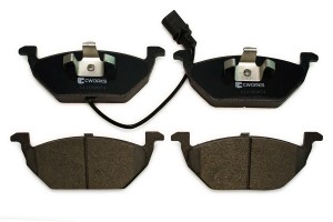 Тормозные колодки передние Low Metallic C11CR0074 C11CR0074 CWORKS