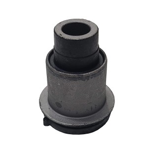 Сайлентблок NISSAN Tiida 2004 ~ 2012 / Cube 2008 ~ / Micra 2002 ~ 2010 / NV 200  GV0704 CTR