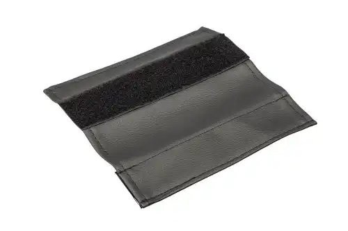 Накладка на ремень безопасности (гладкая иск. кожа) LECAR000052109 LECAR