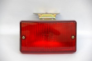 Фонарь противотуманный ГАЗ-310231 красный 12V (кронштейн крепления от рассеивате 244371601 OSVAR