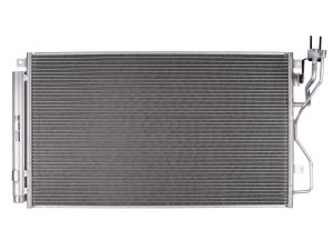 Радиатор кондиционера Kia Optima 15- M4913007 M4913007 MARSHALL